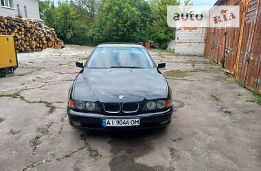 Седан BMW 5 Series 1999 в Барышевке