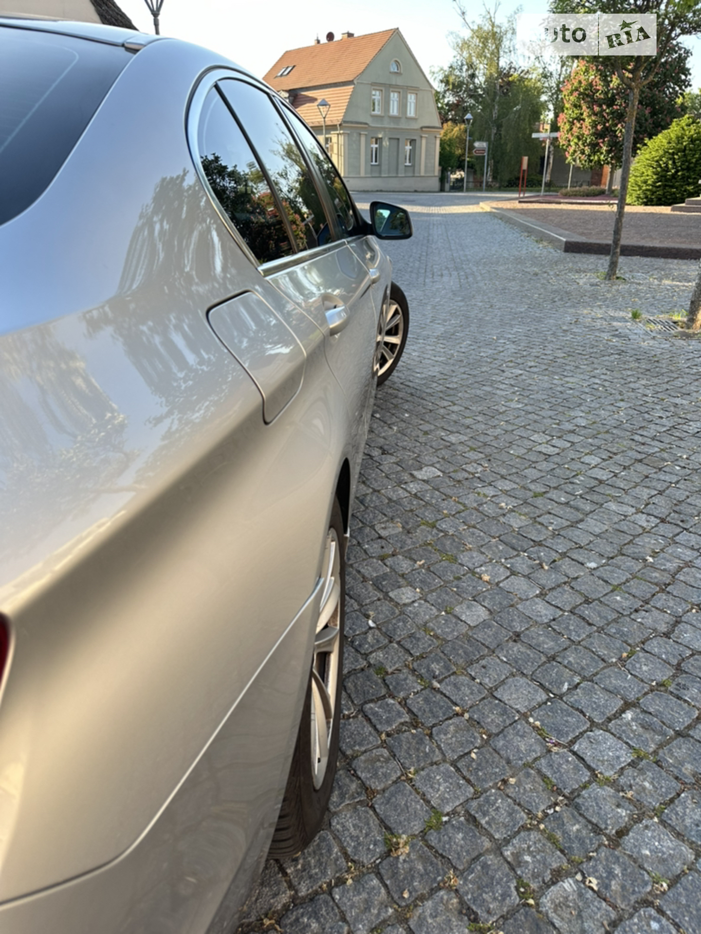 2011 BMW 5er - мініатюра 5