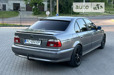Седан BMW 5 Series 2001 в Рівному