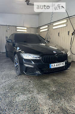 Седан BMW 5 Series 2023 в Киеве