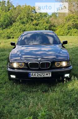 Седан BMW 5 Series 2000 в Первомайске