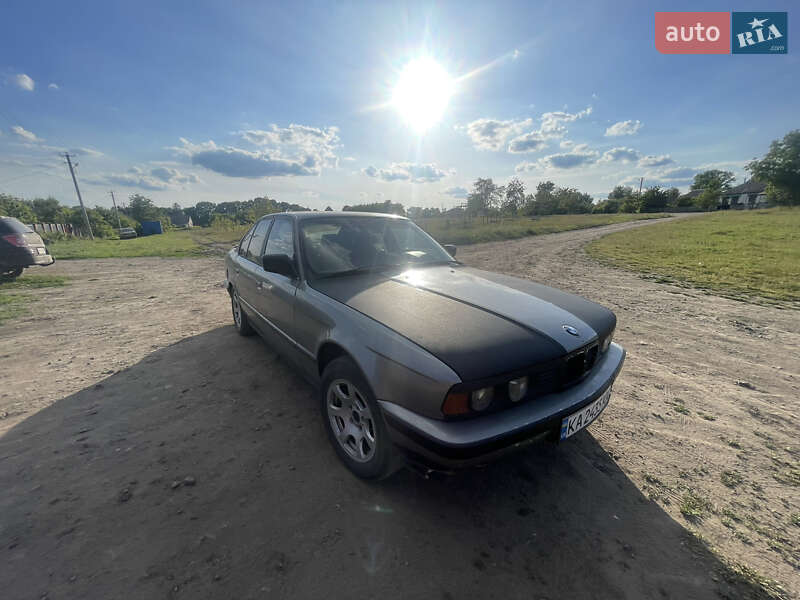 Седан BMW 5 Series 1988 в Монастырище фото 4 Седан BMW 5 Series 1988 в Монастырище