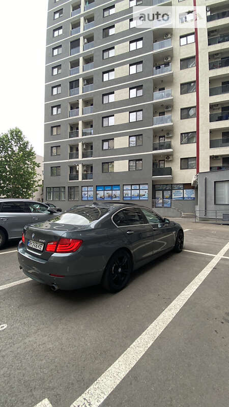 Седан BMW 5 Series 2011 в Одессе