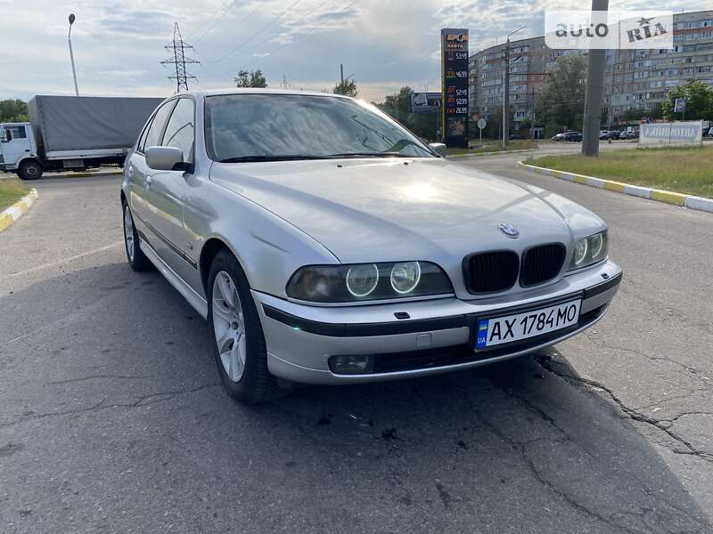 Седан BMW 5 Series 2000 в Полтаве