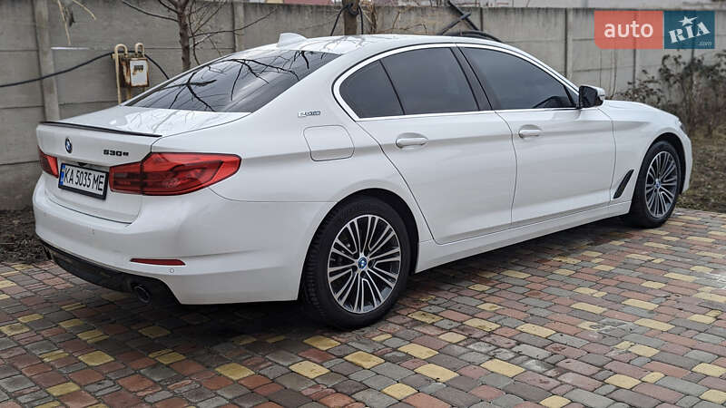 Седан BMW 5 Series 2019 в Киеве
