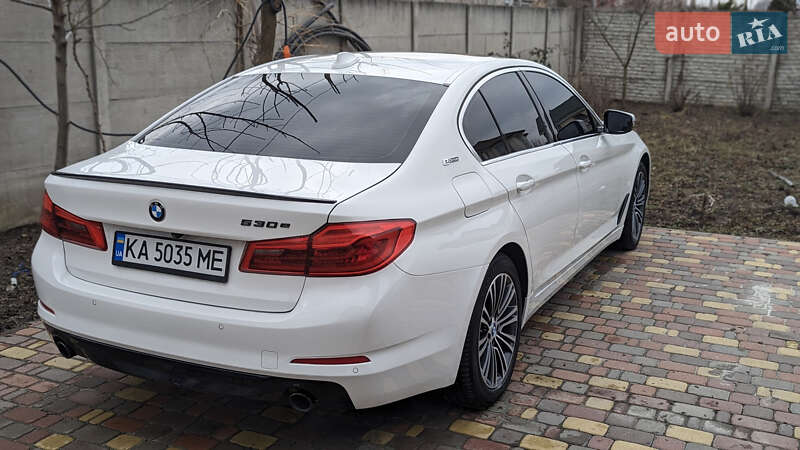 Седан BMW 5 Series 2019 в Киеве