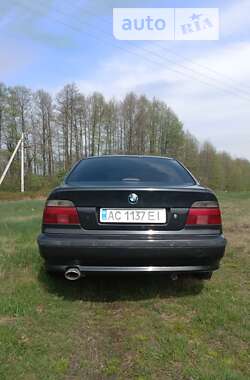 Седан BMW 5 Series 1999 в Шацьку