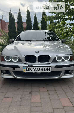 Седан BMW 5 Series 1998 в Ровно