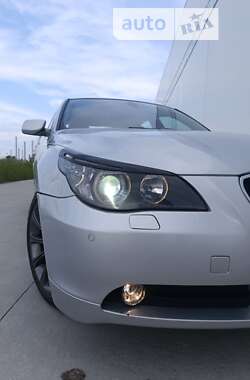 Седан BMW 5 Series 2003 в Коростене