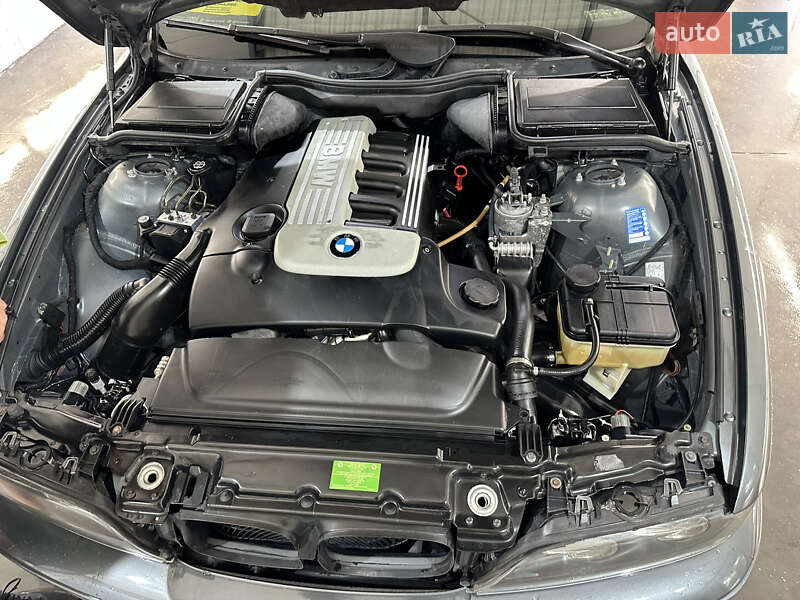 Універсал BMW 5 Series 2003 в Чернівцях