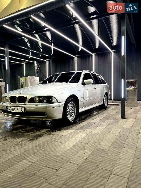 Універсал BMW 5 Series 2002 в Ужгороді