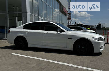 Седан BMW 5 Series 2013 в Чернігові