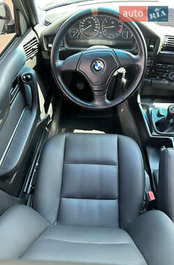 Седан BMW 5 Series 1995 в 
