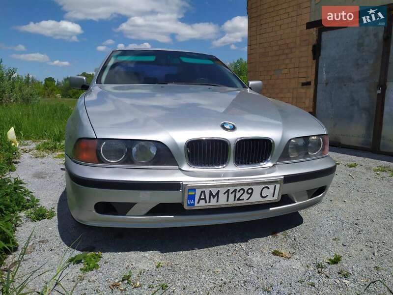 Седан BMW 5 Series 1997 в Звягелі