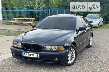 Седан BMW 5 Series 2000 в Стрию