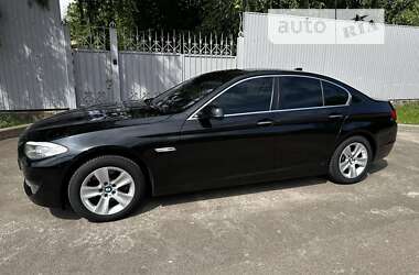 Седан BMW 5 Series 2013 в Бобровиці