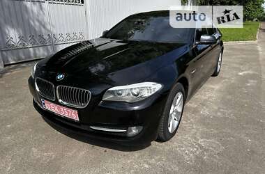 Седан BMW 5 Series 2013 в Бобровиці