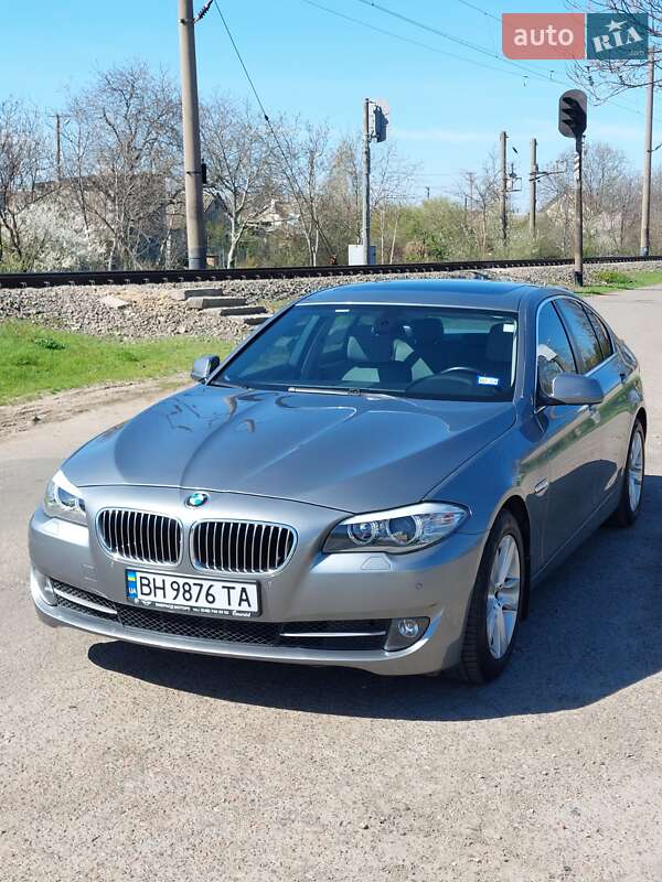 BMW 5 Series 2010 BMW 5 Series 2010