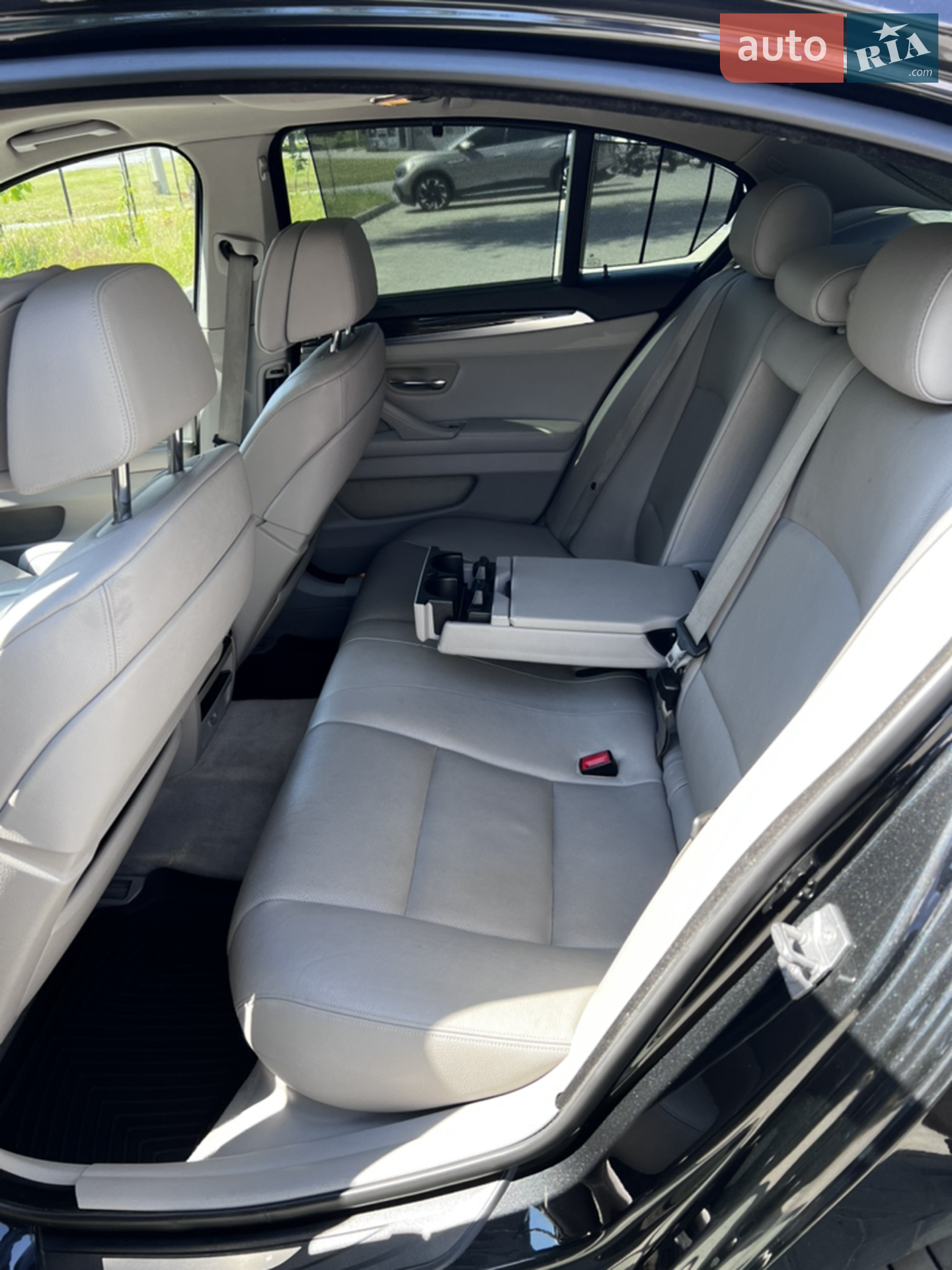 2012 BMW 5er - мініатюра 18
