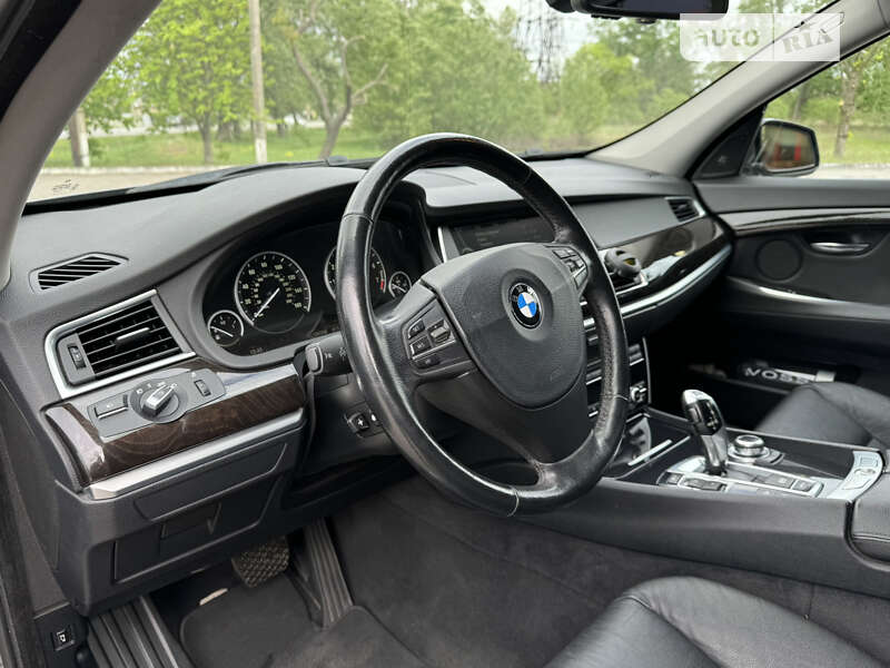 Лифтбек BMW 5 Series 2011 в Павлограде