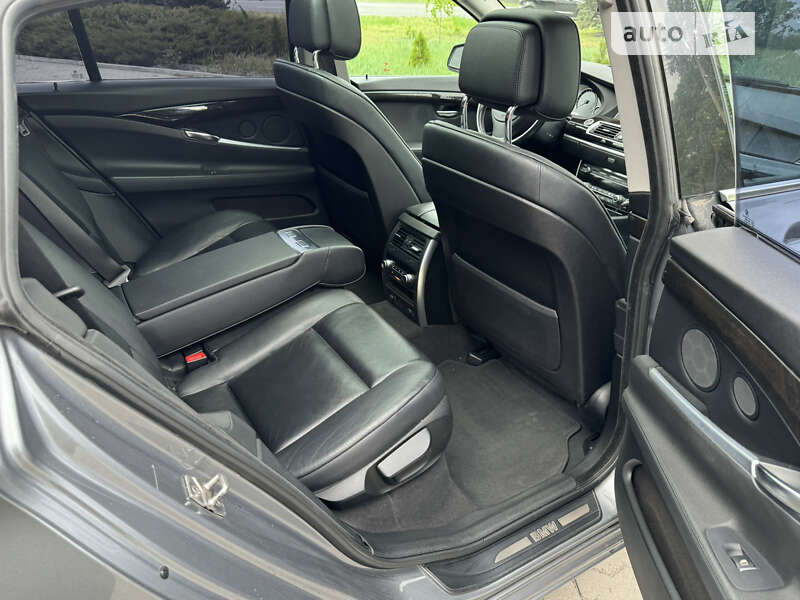 Лифтбек BMW 5 Series 2011 в Павлограде