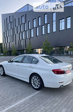 Седан BMW 5 Series 2016 в Ровно