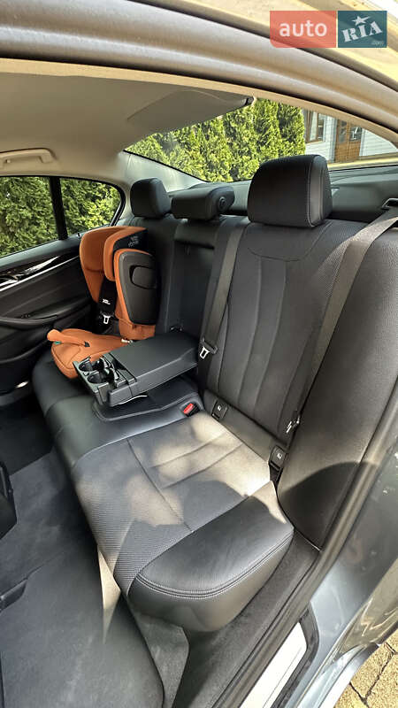 Седан BMW 5 Series 2018 в Львові фото 32 Седан BMW 5 Series 2018 в Львові