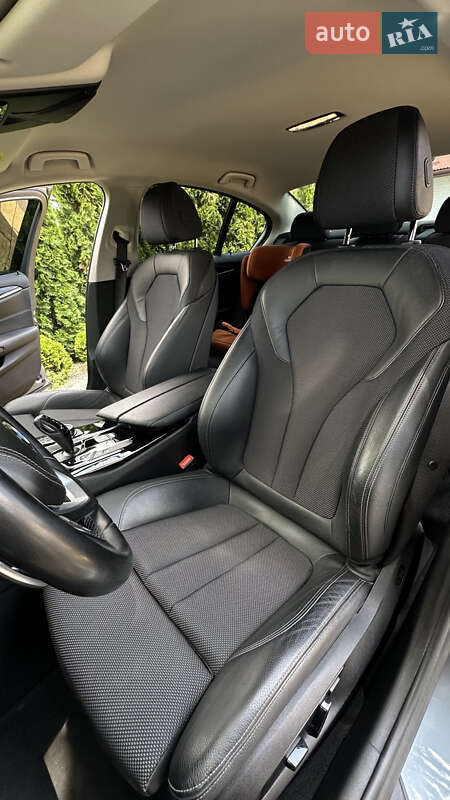 Седан BMW 5 Series 2018 в Львові фото 35 Седан BMW 5 Series 2018 в Львові