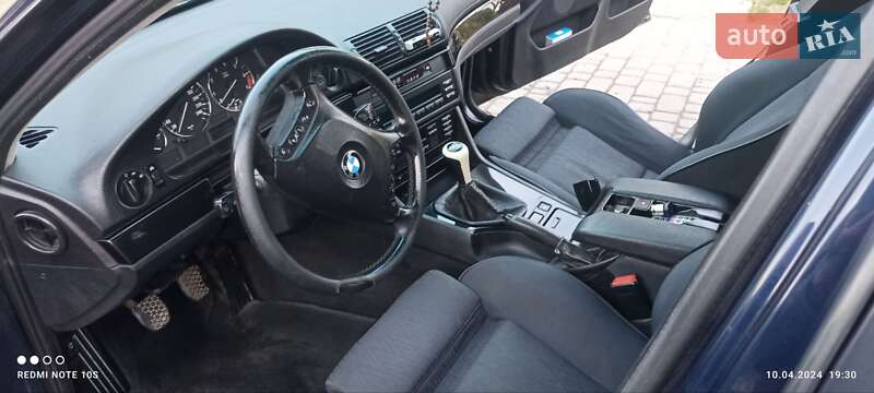 Седан BMW 5 Series 2001 в Тернополе