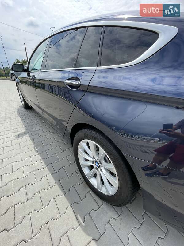 Седан BMW 5 Series 2017 в Киеве