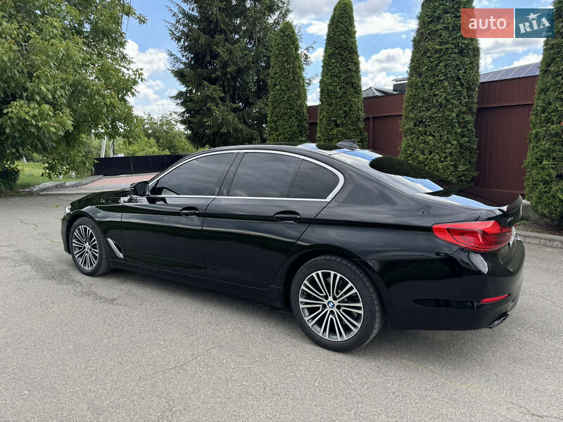 Седан BMW 5 Series 2018 в Дрогобичі