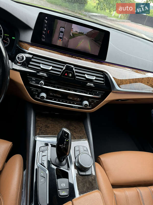 Седан BMW 5 Series 2018 в Дрогобичі