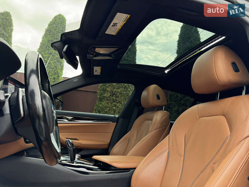 Седан BMW 5 Series 2018 в Дрогобичі