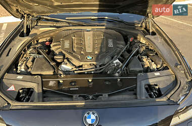 Седан BMW 5 Series 2013 в 