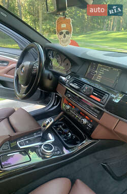 Седан BMW 5 Series 2012 в 