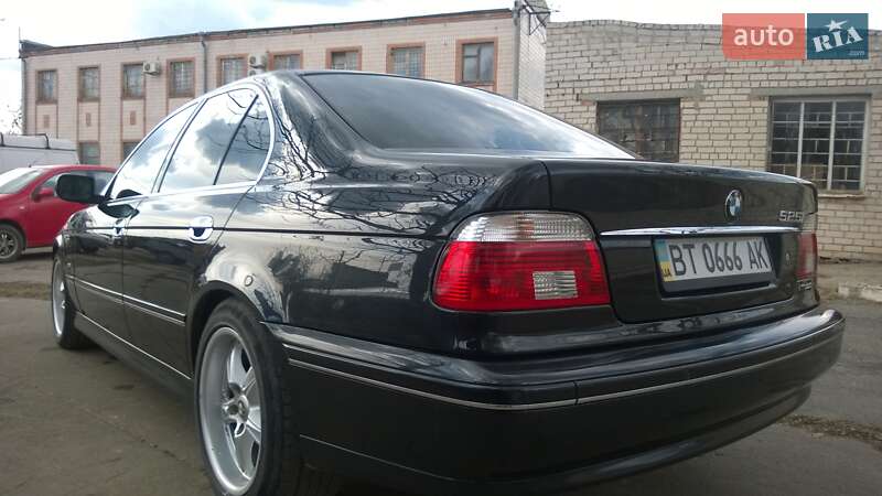 Седан BMW 5 Series 2002 в Херсоне