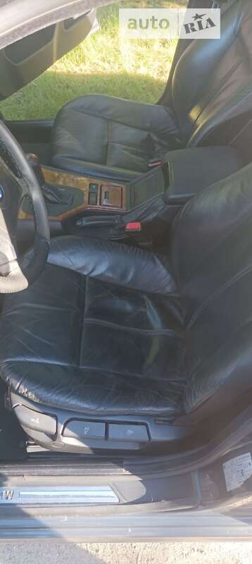 Седан BMW 5 Series 1999 в Виннице
