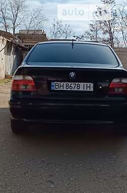 Седан BMW 5 Series 2001 в Білгороді-Дністровському