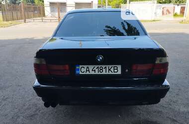 Седан BMW 5 Series 1990 в Черкасах