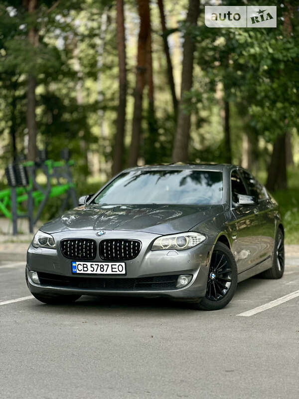 Седан BMW 5 Series 2011 в Чернігові