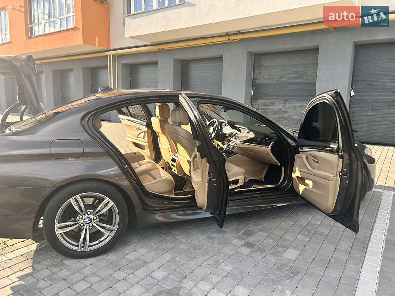 Седан BMW 5 Series 2010 в Вінниці