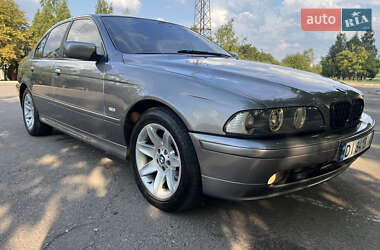 Седан BMW 5 Series 2002 в Кривом Роге