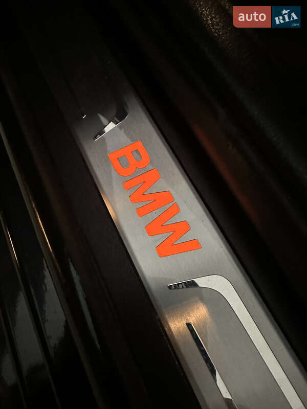 Седан BMW 5 Series 2015 в Запоріжжі