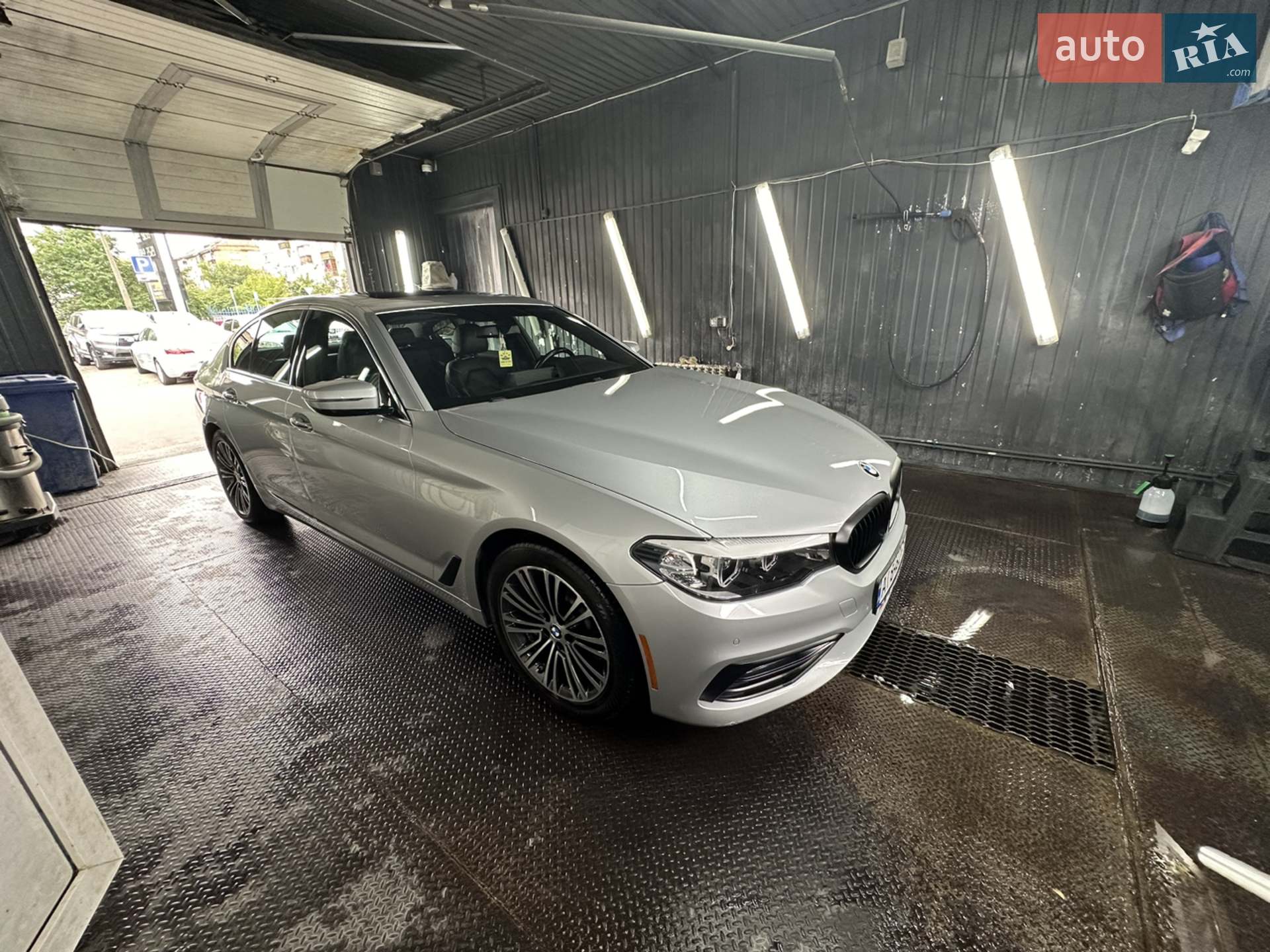 2017 BMW 5er - мініатюра 2