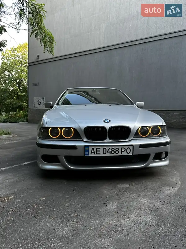 Седан BMW 5 Series 1999 в 
