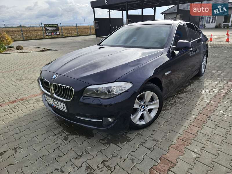 Седан BMW 5 Series 2013 в Ужгороде