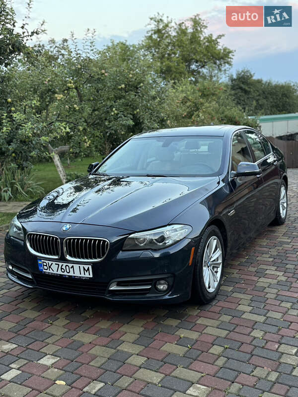 Седан BMW 5 Series 2015 в Рівному
