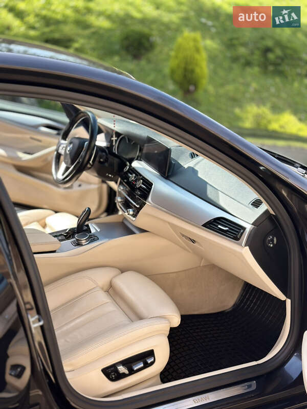 Седан BMW 5 Series 2017 в Львове фото 9 Седан BMW 5 Series 2017 в Львове