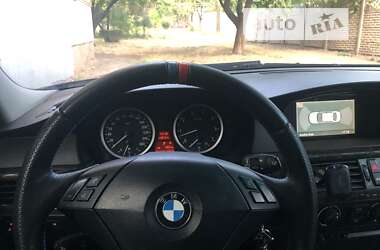 Седан BMW 5 Series 2004 в Кривом Роге