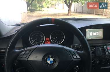 Седан BMW 5 Series 2004 в  Седан BMW 5 Series 2004 в